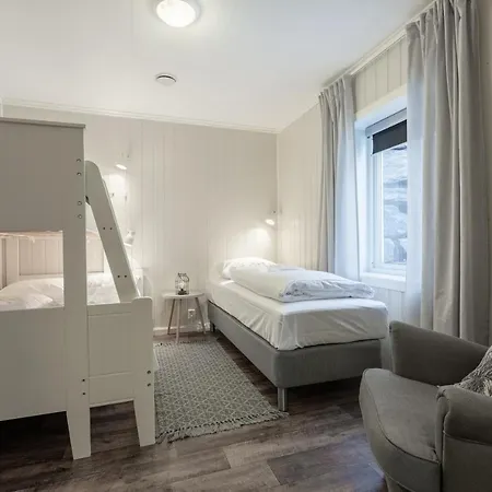 Apartament Sagi 5 *